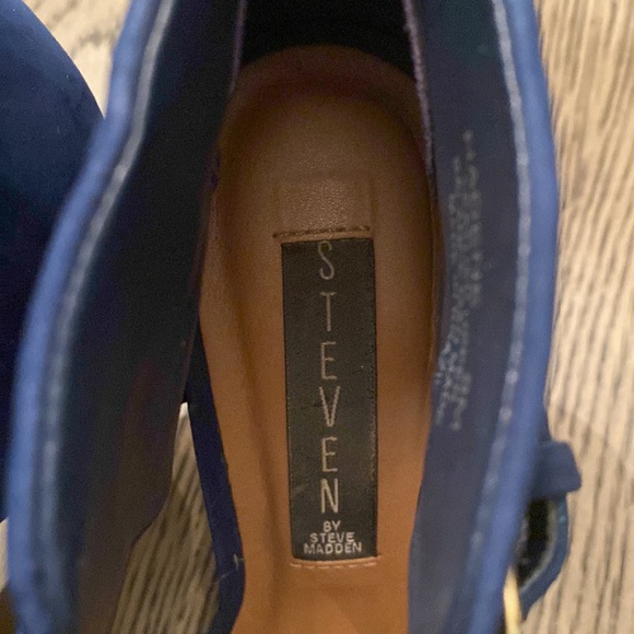 Blue suede heels- Steven by Steve Madden - Picture 6 of 7